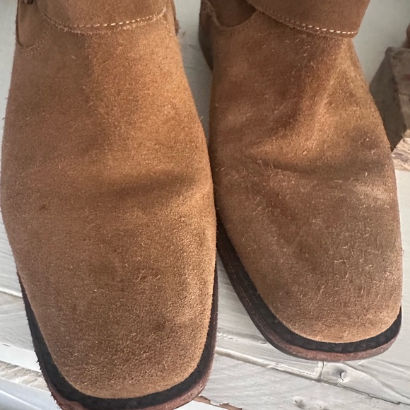 Frye Tan Suede Ankle Boots size 8 Buckle Western Casual Boho Desert Festival - Picture 5 of 11